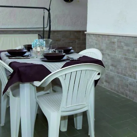 100 Mt Dal Mare Bilo Spagna 3*